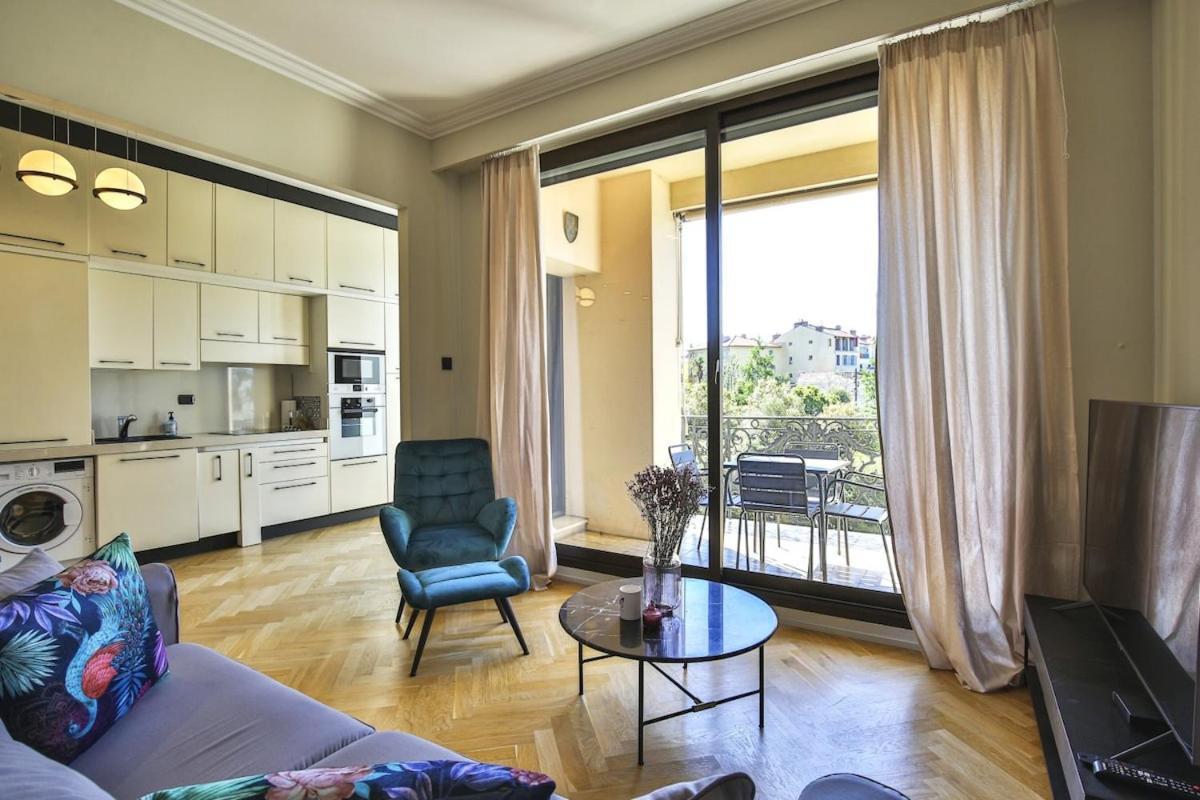 Balcon Vue Coulee Verte. Luxe Plein Coeur De Nisa Exterior foto